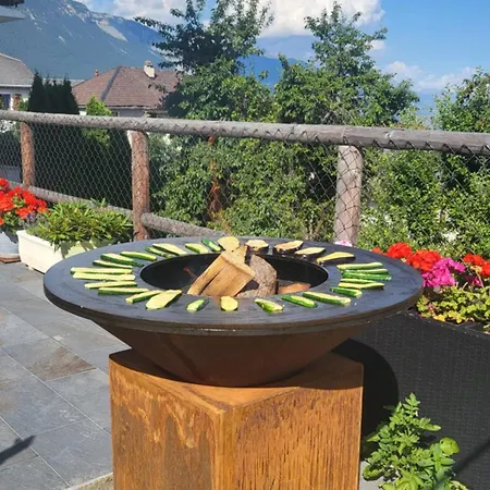 Randogne Avec Grande Terrasse شقة